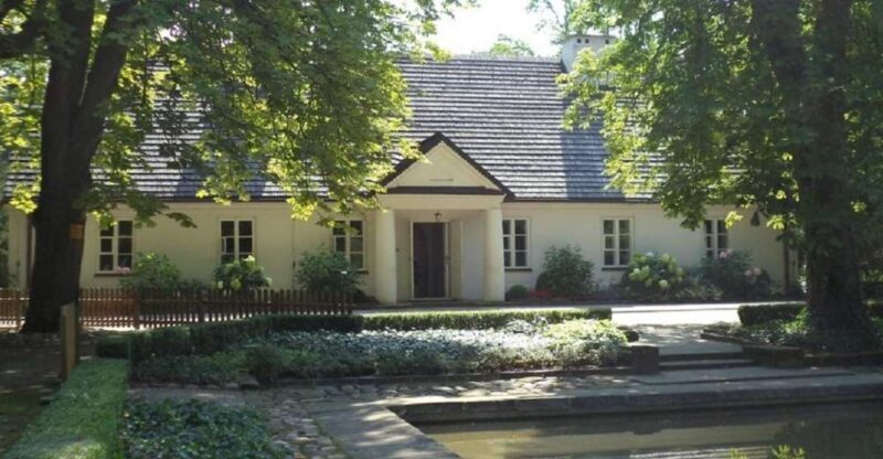 Warsaw: Half-Day Private Chopin Tour to Zelazowa Wola - Exploring Warsaw and Zelazowa Wola: A detailed review