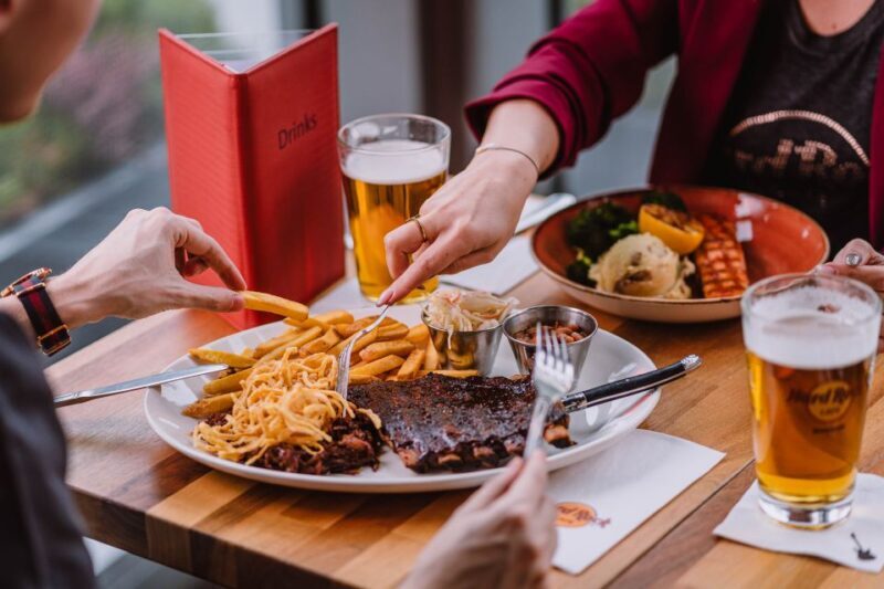 Warsaw: Lunch or dinner at Hard Rock Cafe with Skip-the-Line - Who Will Love This?
