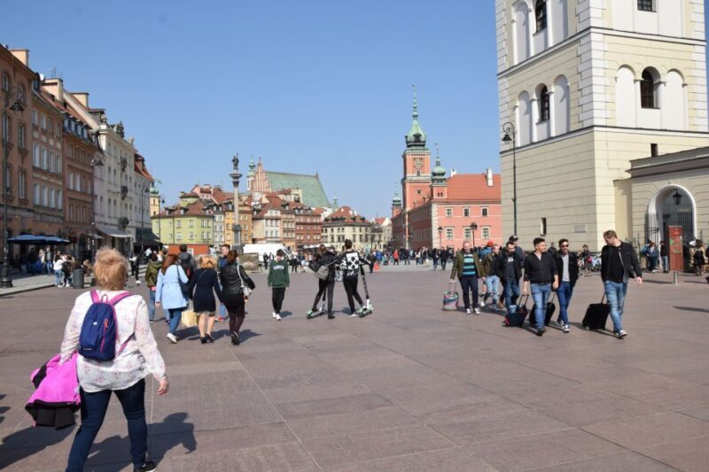 Warsaw: Old Town Guided Walking Tour - Beyond the Old Town: Royal and Jewish Heritage