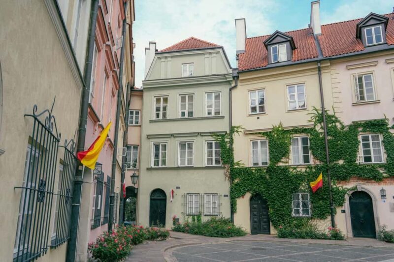 Warsaw: Old Town Walking Tour with Vistula River Cruise - A Detailed Look at the Tour Experience