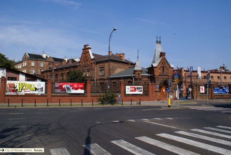 Warsaw: Praga District Tour with Vodka Museum and Tasting - Who Should Consider This Tour?