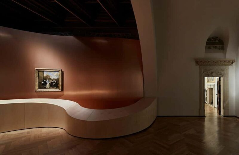 Warsaw: Rembrandts Masterpieces - Royal Castle Private Tour - Important tips for visitors