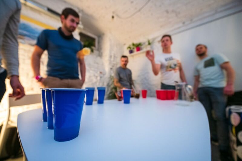 Warsaw: The Original Pub Crawl - Warsaw: The Original Pub Crawl – An In-Depth Review