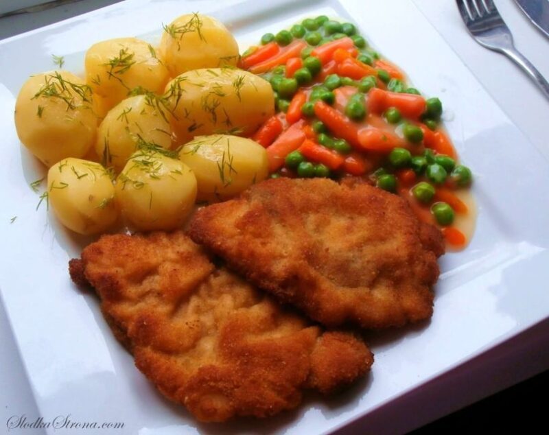 Warsaw: Traditional Polish Food and Sightseeing Private Tour - The Sum Up: Is This Tour Right for You?