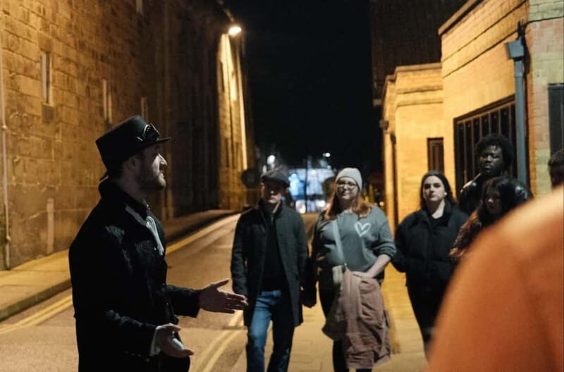 Warwick: Ghost, Crime & Murder Walking Tour - Key Points