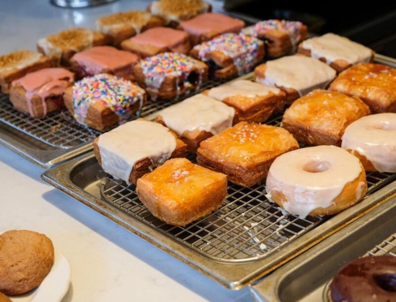 Washington, D.C.: Guided Holiday Donut Tour with Tastings - Key Points