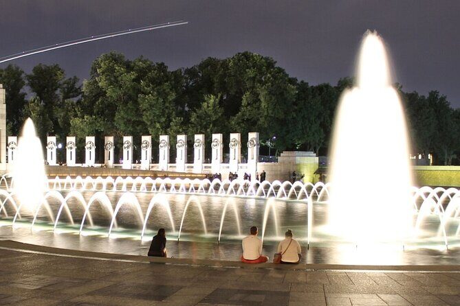 Washington DC by Moonlight Electric Cart Tour - Who Should Consider This Tour?