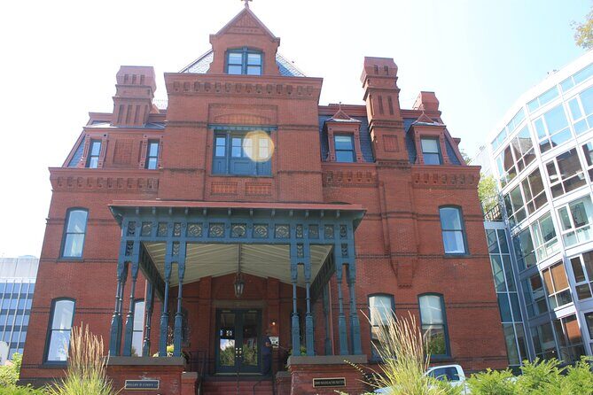 Washington DC Embassy Row: At your leisure & pace. Downloadable audiovisual tour - Who This Tour is Best For