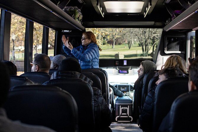 Washington DC Monument Tour by Bus  Top Landmarks in Half a Day - Who Should Consider This Tour?