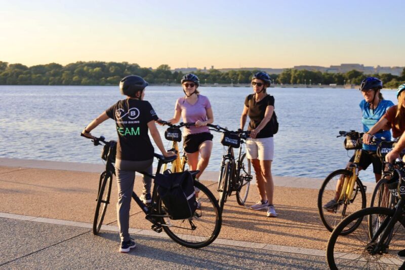 Washington DC: Monuments and Memorials Bike Tour - An In-Depth Look at the Washington DC Monuments Bike Tour