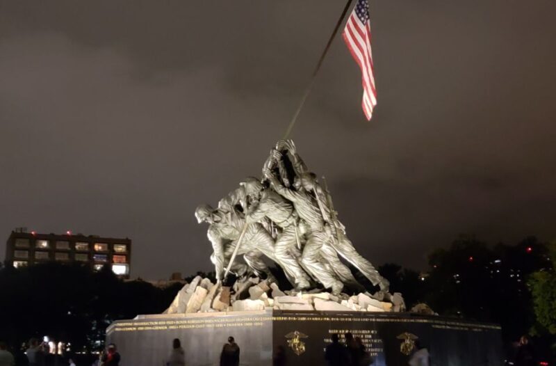 Washington DC: Monuments by Moonlight Nighttime Trolley Tour - The Guided Experience