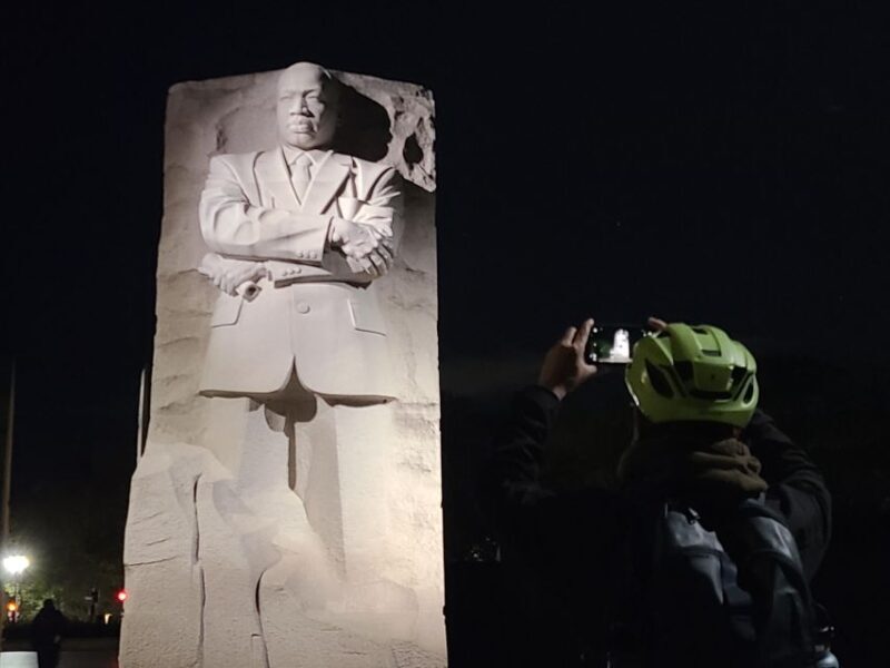 Washington DC: Monuments by Night Bike Tour - Key Points