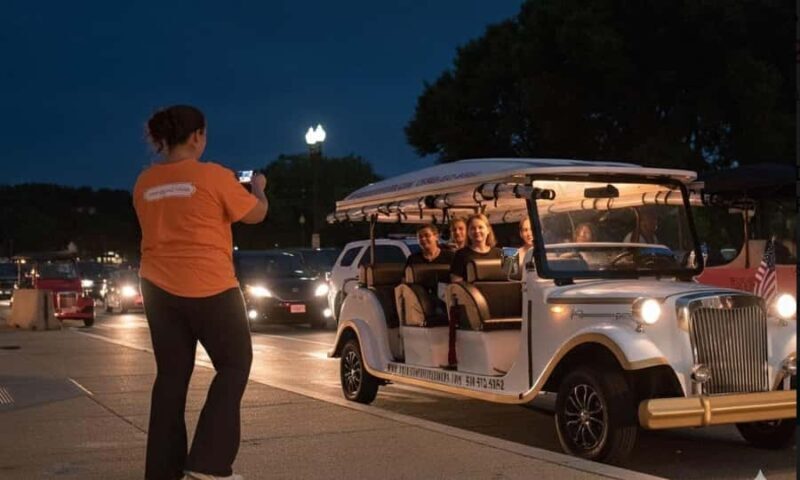 Washington DC: Monuments Moonlight Guided Electric Cart Tour - Who Is This Tour Best For?