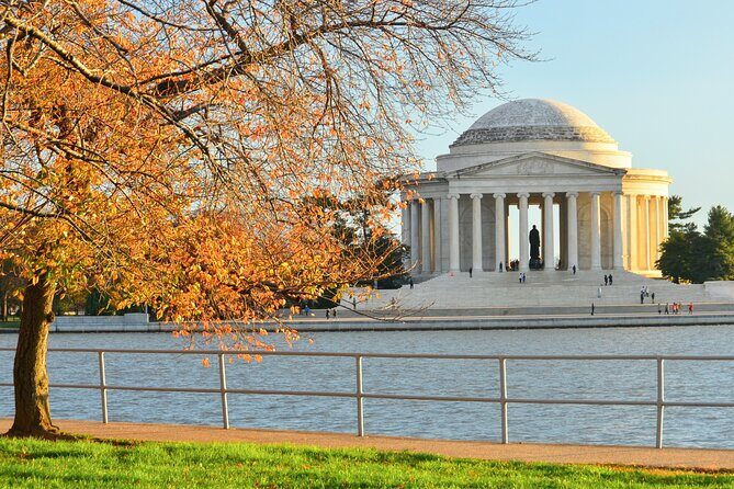 Washington DC Monuments Self-Guided Walking Audio Tour - The Sum Up