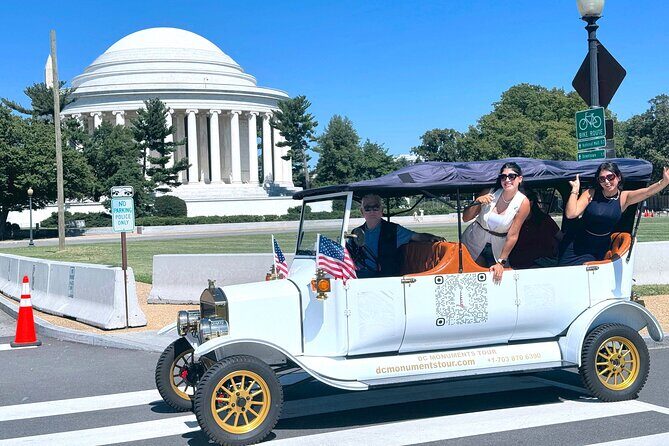 Washington DC Moonlight Tour by Electric Cart or Vintage Car - Key Points