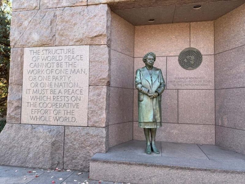 Washington, DC: National Mall Monuments Walking Tour - Key Points