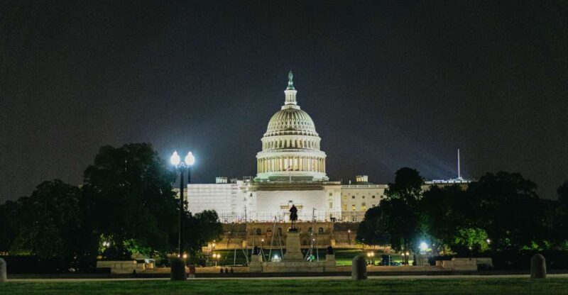 Washington DC: National Mall Night Bus Tour - An In-Depth Look at Washington DC’s Nighttime Landmarks