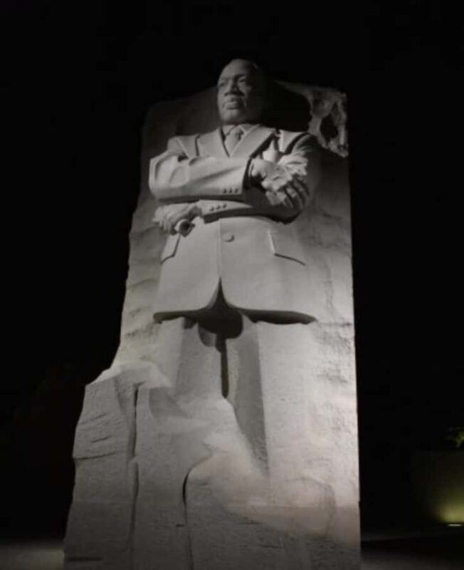 Washington, DC: Night Tour with Hotel Drop-Off - An In-Depth Look at the Washington, DC Night Tour