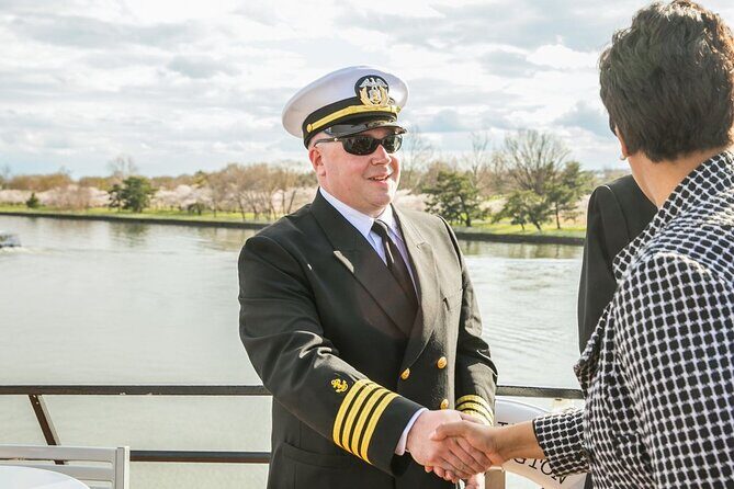 Washington DC Signature Scenic Lunch Cruise - FAQ