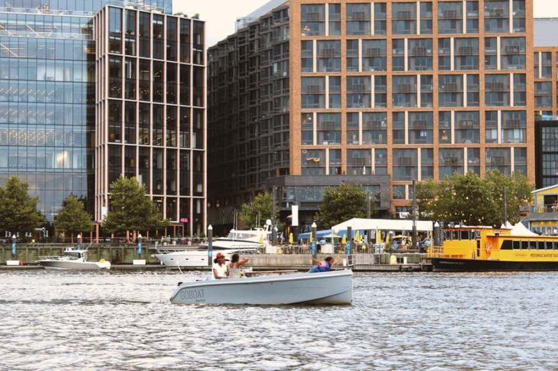 Washington DC: The Wharf Self-Driven Boat Tour with Map - A Thorough Look at the Self-Driven Wharf Boat Tour