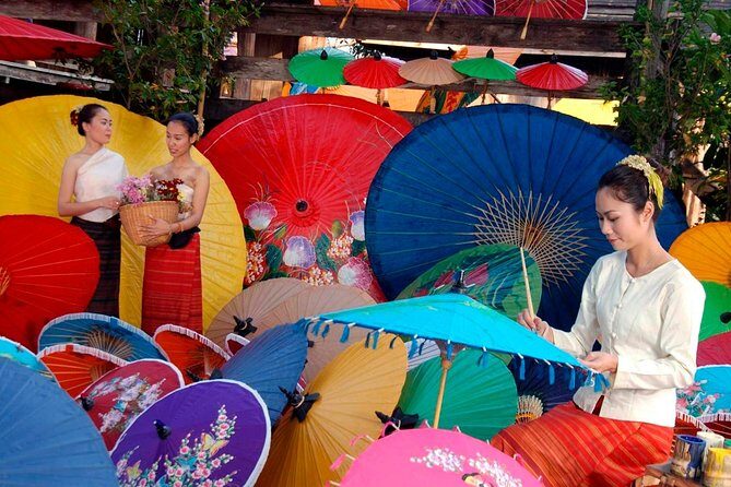 Wat Doi Suthep and Thai Handicraft Tour from Chiang Mai - FAQ