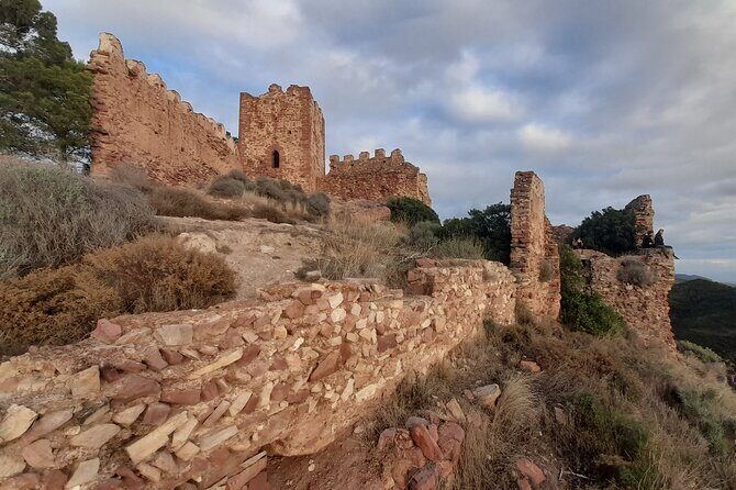 Watch the Sunset from the castle of Serra - Who Will Love This Experience?