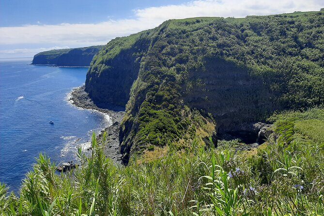 Waterfalls Hike, Moinho do Felix with tea plantation - Who Should Consider This Tour