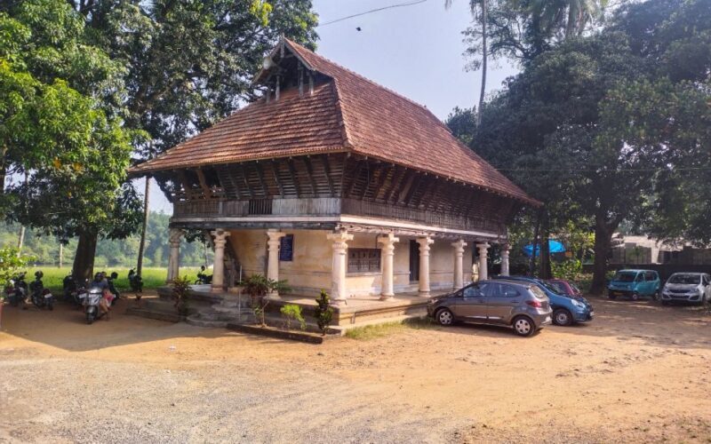 Waterfalls of Athirapply or Areekal Tour: Niagra of S. India - Waterfalls of Athirappally or Areekal Tour: Niagra of South India