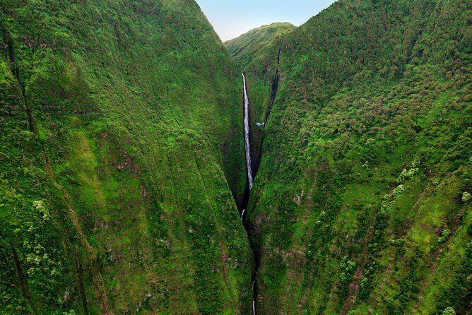 Waterfalls of West Maui and Molokai Helicopter Tour - Who Should Consider This Tour?
