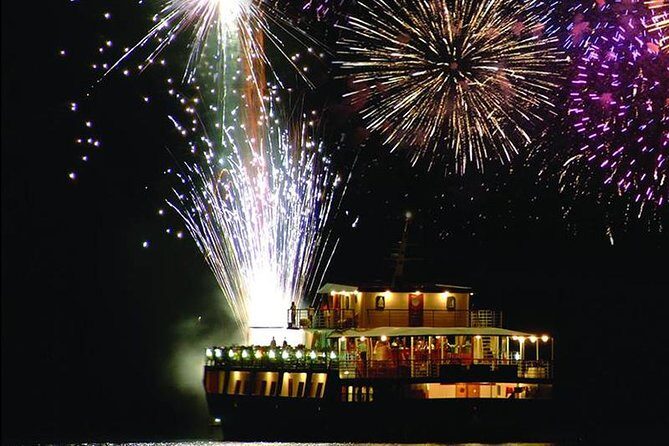 Wave Dancer Fireworks Night Cruise - FAQ