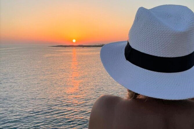 Wave Dancer Sunset BBQ Cruise - Wave Dancer Sunset BBQ Cruise: A Balancing Act of Fun, Food, and Fantastic Views