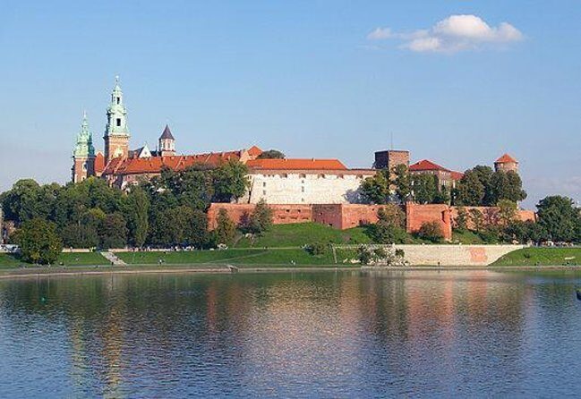 Wawel Castle and Cathedral Guided Walking Tour in Kraków - Wawel Castle and Cathedral Guided Walking Tour in Kraków