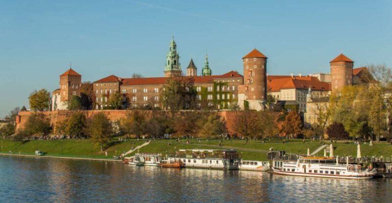 Wawel Castle, Cathedral, & Rynek Underground Tour with Lunch - FAQ