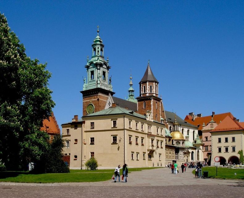 Wawel Castle, Old Town with St. Mary's Church Guided Tour - The Sum Up