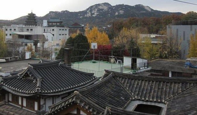 Wearing Hanbok Walking Tour in Bukchon with Liquor Tasting - Experience Seoul’s Heritage in Style: Wearing Hanbok Walking Tour in Bukchon with Liquor Tasting