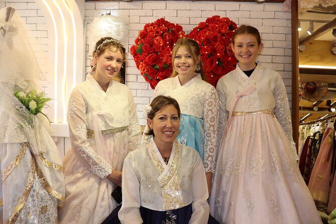 Wearing Hanbok Walking Tour in Bukchon with Liquor Tasting - Detailed Review of the Experience