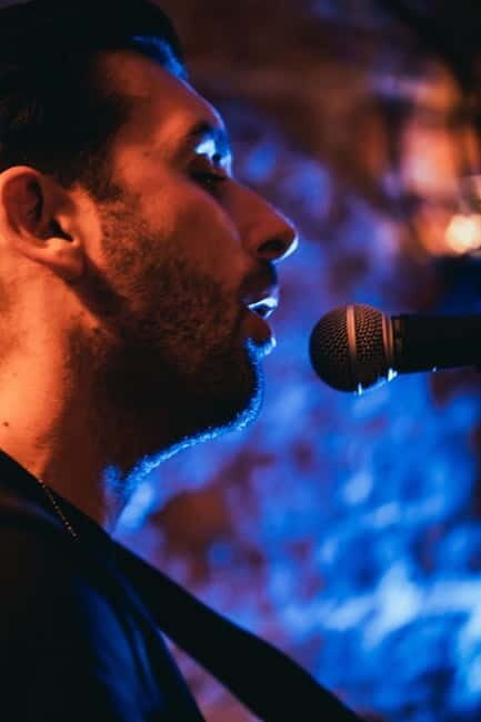 Wednesday Night Live Music with Cocktails - A Closer Look at the Experience