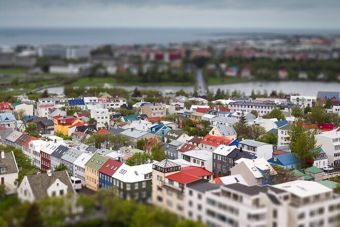 Weekend City-Break: City Tour & FlyOver Iceland Experience - The Full Experience: A Deep Dive into the Reykjavik Tour