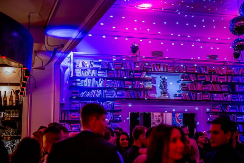 Weekend Night @ The 2nd Floor Secret Club (House / Tech) - Practical Details & Tips