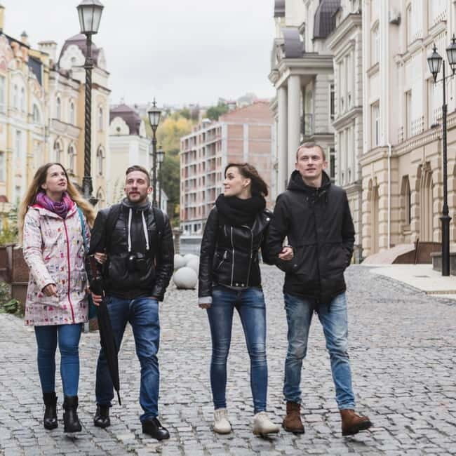 Weimar: Express Walk with a Local in 60 minutes - Key Points