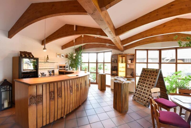 Weinstadt: 6-wine tasting with bread, water, and a discount on your favorite wine - An Authentic Taste of Baden-Württemberg’s Wine Country