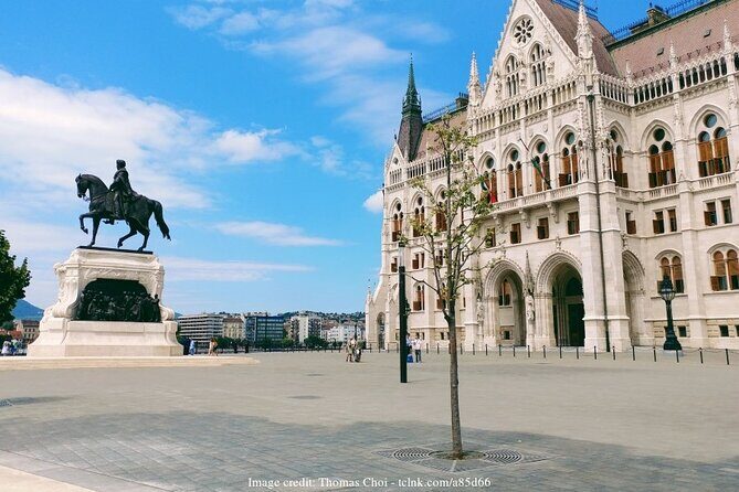 Welcome to Budapest: Private Guided Walking Tour - Why This Tour Offers Good Value