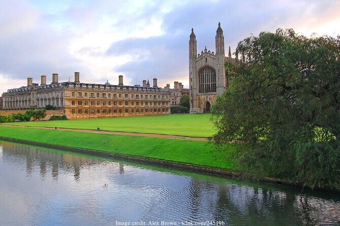 Welcome to Cambridge: Private Tour including King's College Chapel - A Detailed Look at the Cambridge Private Tour