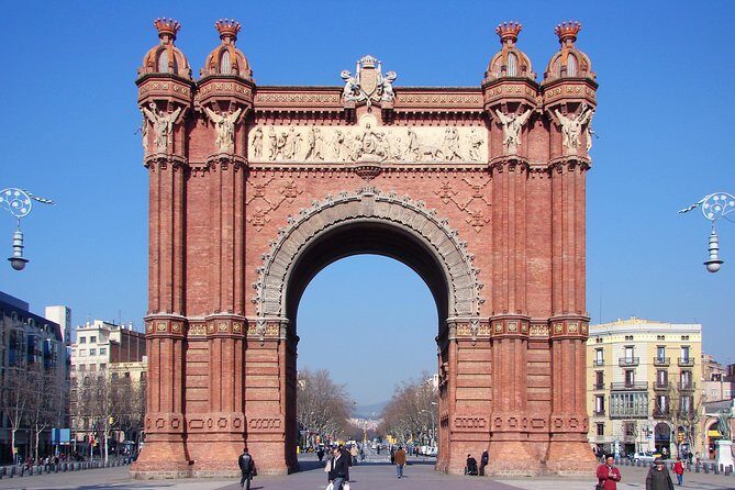 Welcome Tour in Barcelona - Who Would Benefit Most from This Tour?