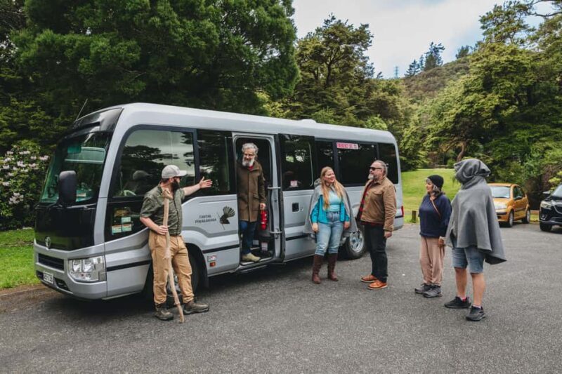 Wellington: Original LOTR Full-Day Tour with Weta & Lunch - Key Points