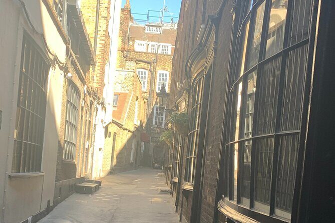West End Highlights Walk with a Blue Badge Guide - The Complete Experience: A Deep Dive into the West End Highlights Walk