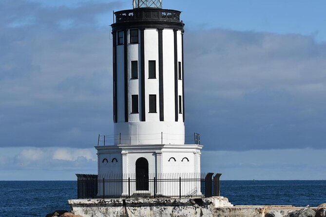 West Harbor LA 45-Minute Narrated Harbor Cruise of San Pedro - Practical Tips for Travelers
