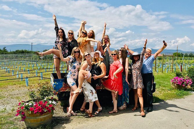 West Kelowna Gallery Of Grapes Wine Tour - FAQ