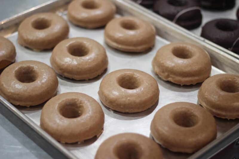West LA Donut Adventure and Walking Food Tour with Tastings - Who Should Consider This Tour?