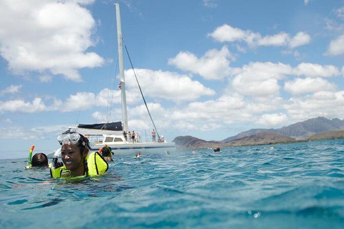 West Oahu Green Sea Turtle and Dolphin Snorkel Sail with Lunch - Deep Dive: The Experience in Detail